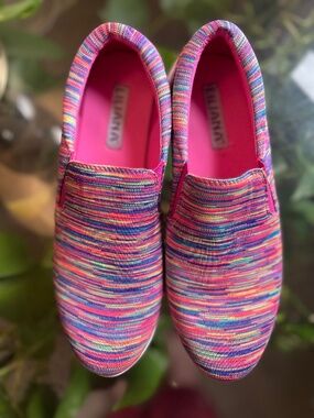 LILIANA Multicolor Knit Slip-On Comfort Striped Women's Shoes Size 8 Flat